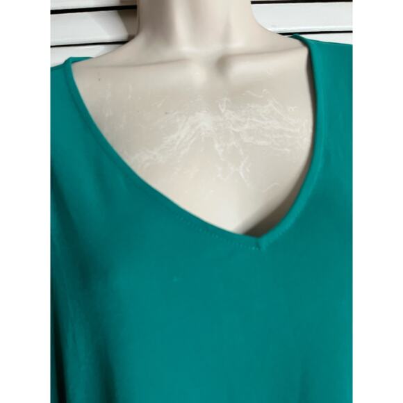 Susan Graver Liquid Knit  Modern Essentials green‎ v neck knit top 2XP Emerald - Picture 5 of 5